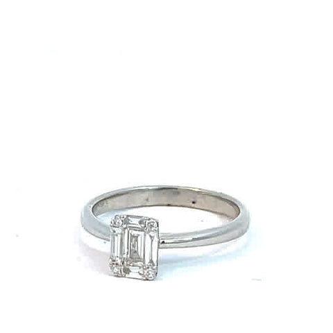 Elegant Emerald Cut Diamond Ring