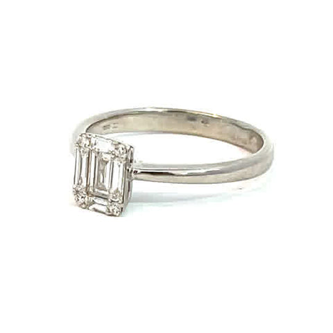 Elegant Emerald Cut Diamond Ring